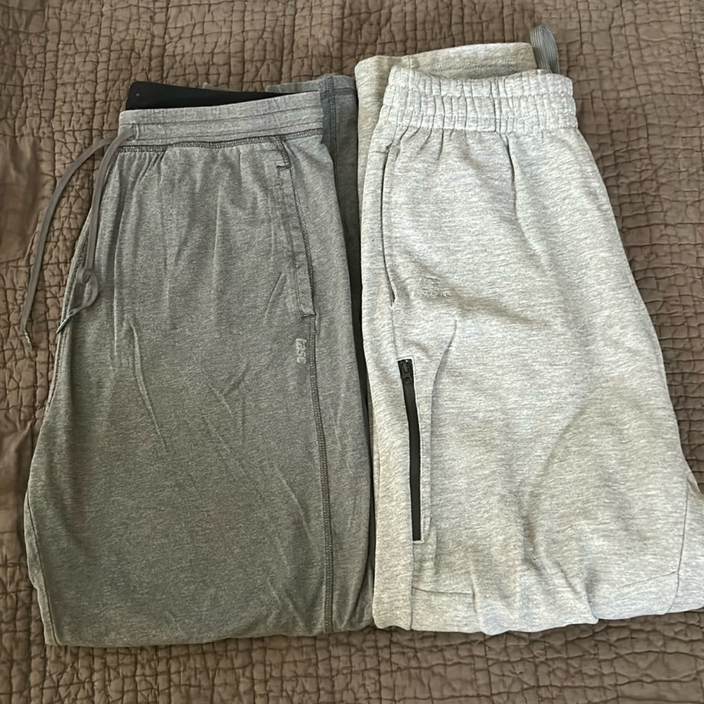 Men’s large set of Tasc and Russell Athletic sweatpants